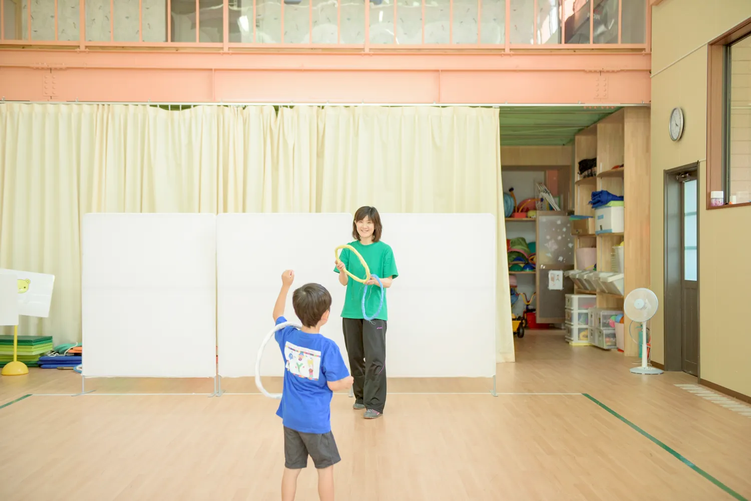 指導者の目線の写真