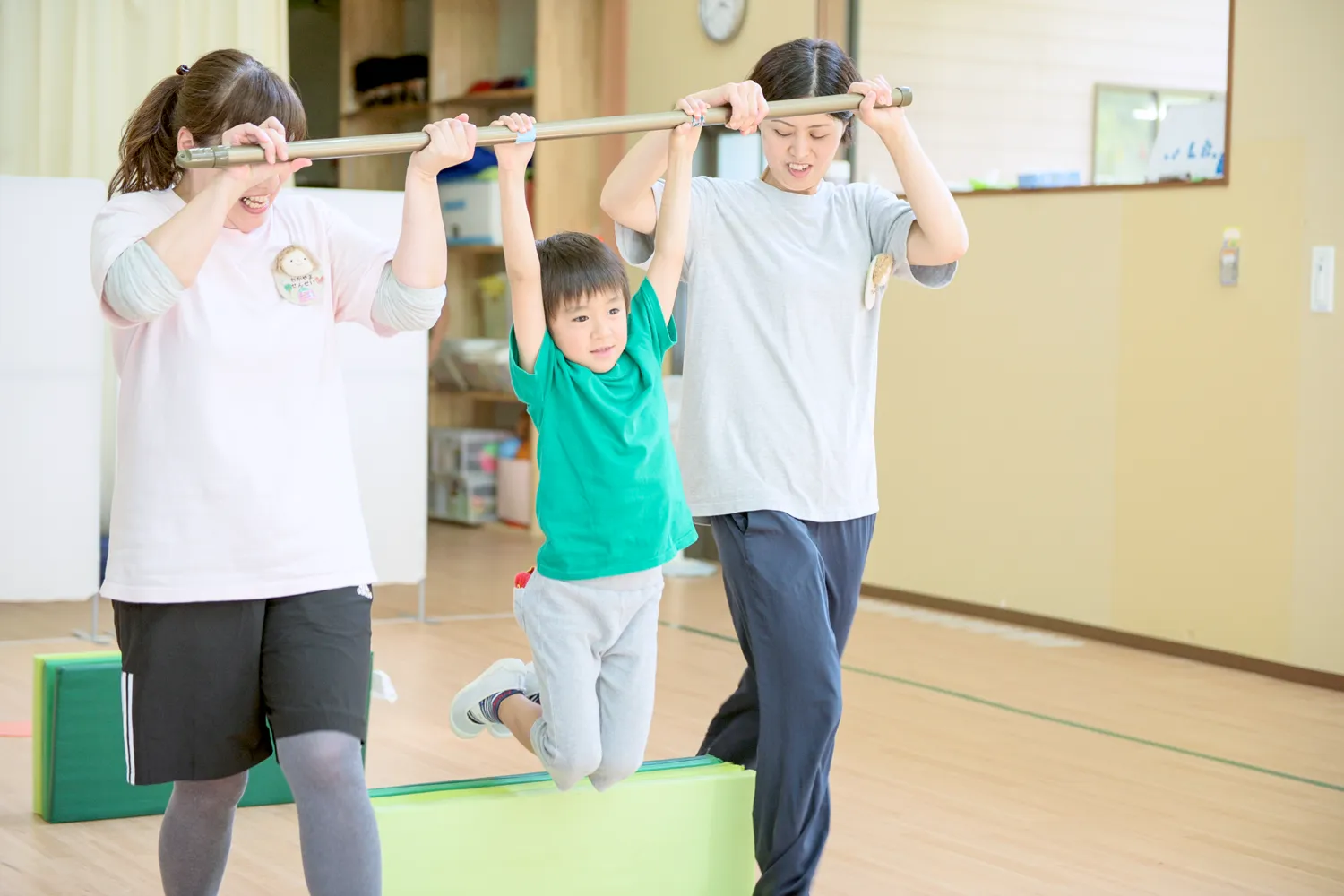 指導者の目線の写真